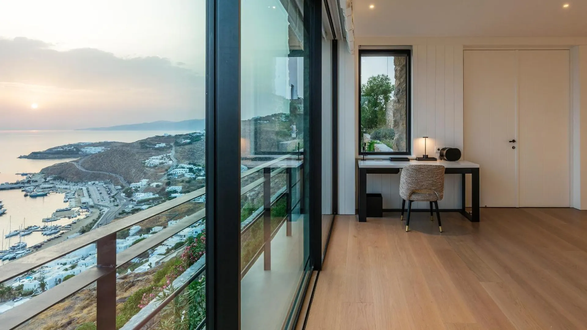 Silver Breeze Villa Mykonos Town